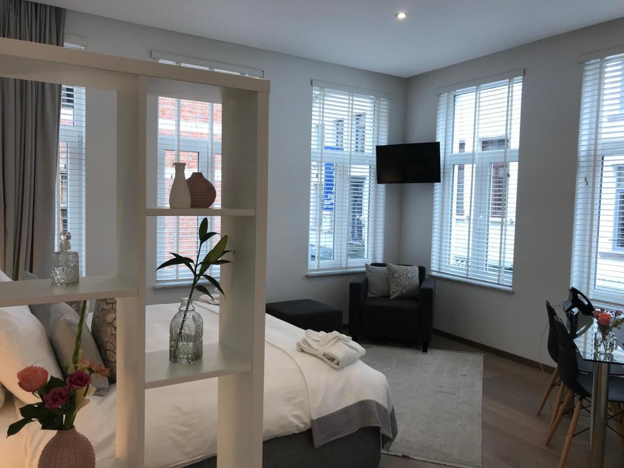 Antwerp Business Suites Екстер'єр фото